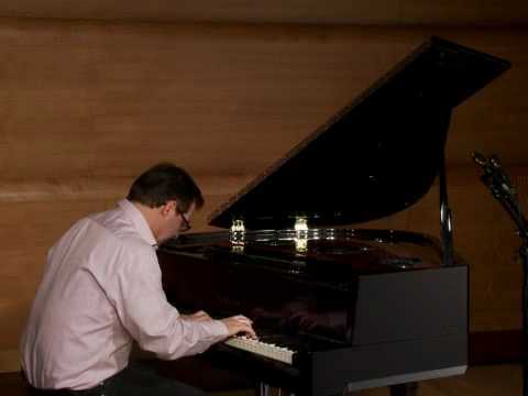 Peter Baartmans und das Avant Grand Hybrid Piano