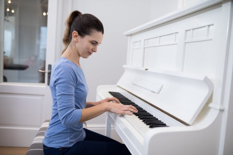 【要はやる気】ピアノは大人から始めても上達する！練習のコツやおすすめの曲を紹介