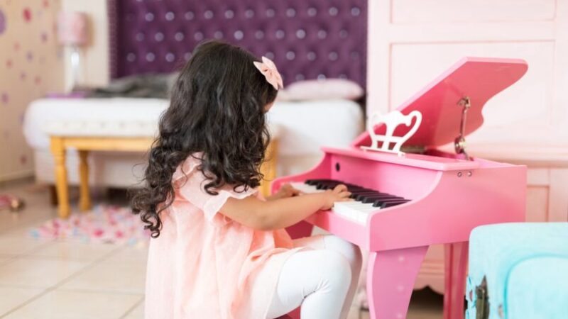 【トイピアノのおすすめ紹介】かわいいだけじゃない、子供も大人も楽しめる魅力とは